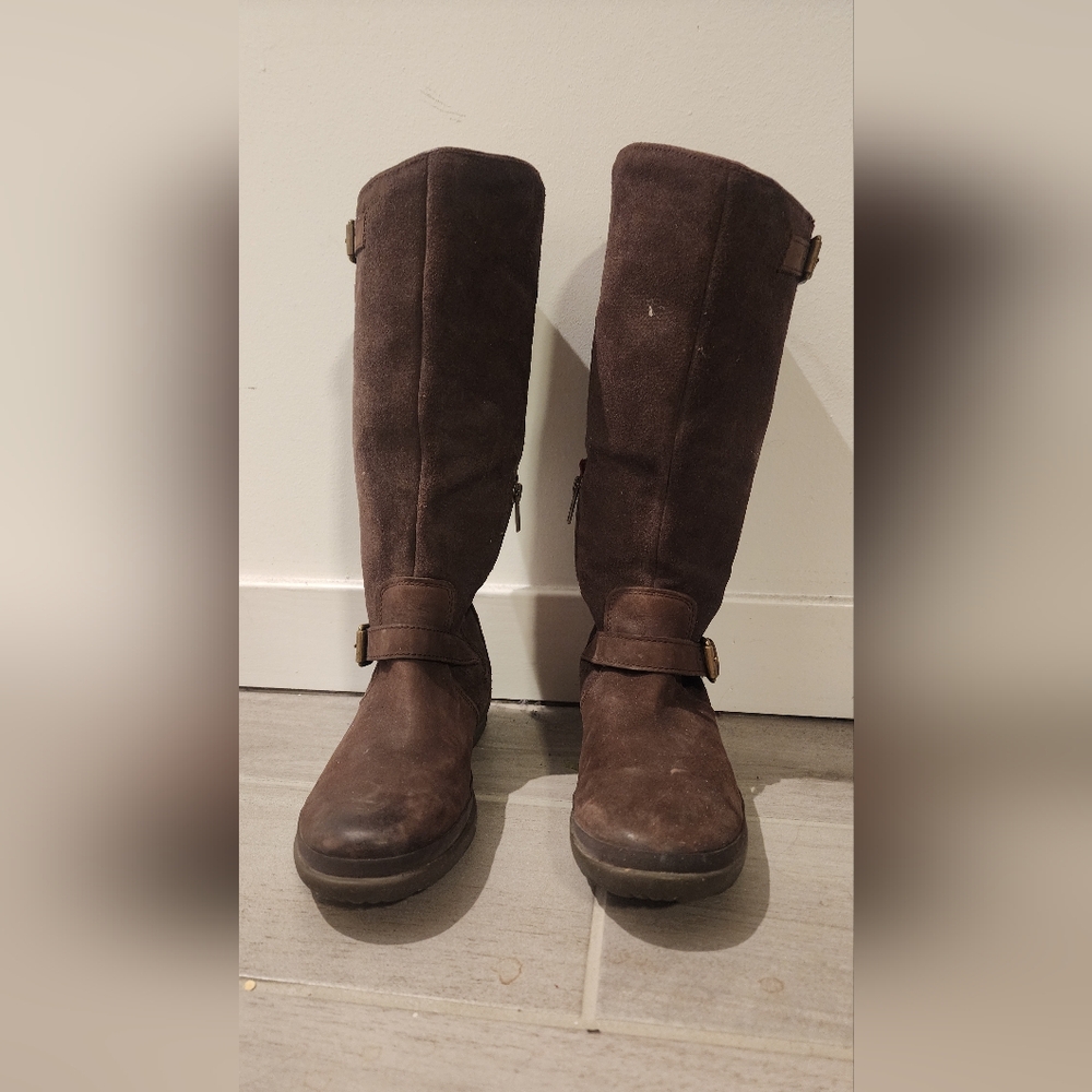 UGG Women's Thomsen Tall Boot
